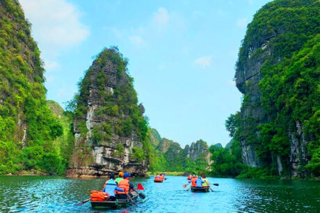 Trang An Grottoes - Mua cave day tour from Hanoi